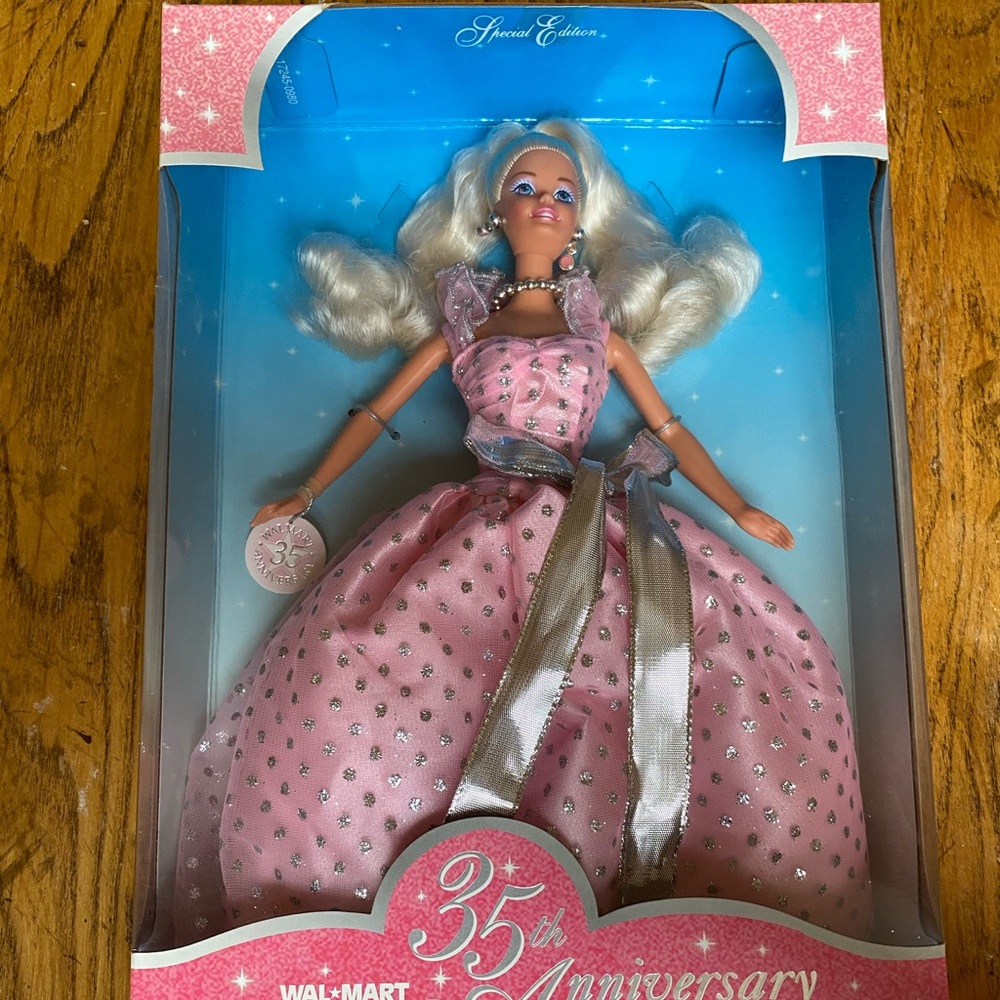 BARBIE 35th WALMART ANNIVERSARY 1997